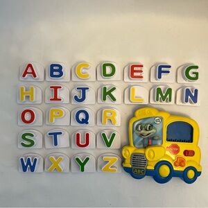 LeapFrog Fridge Phonics School Bus Complete 26 Letter Set